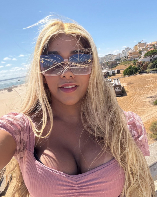 Pamela 10