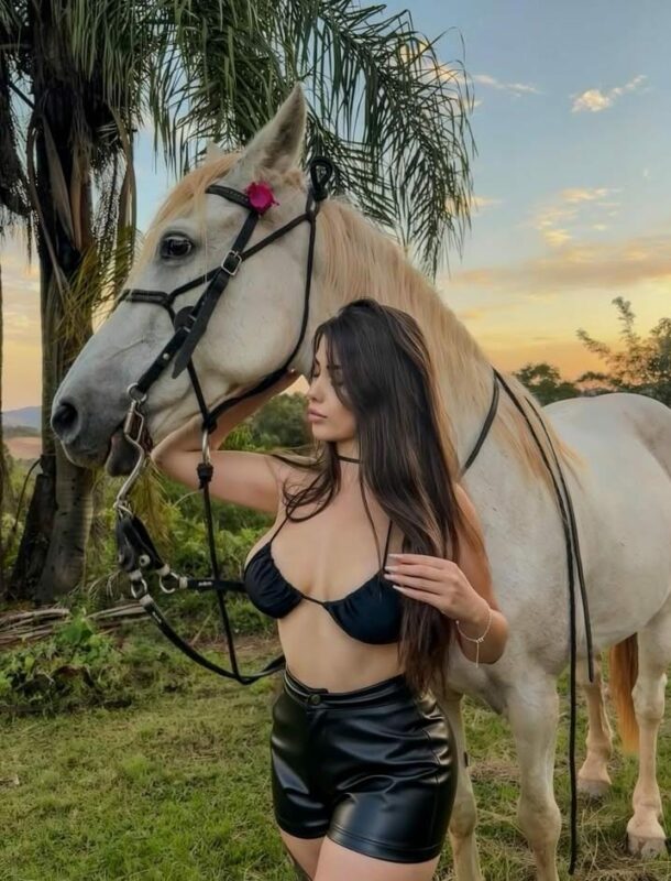 Aghata 4